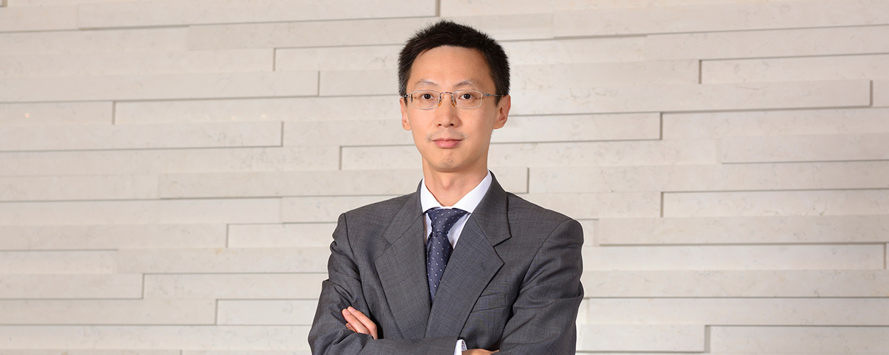 Principal Jing Shi